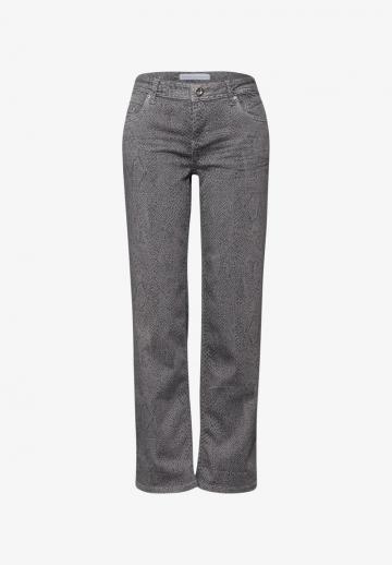 Короткие джинсы