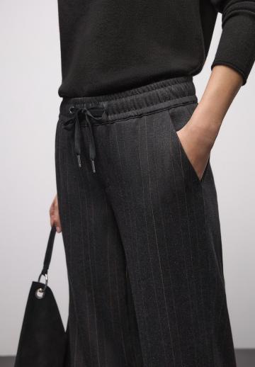 Спортивные штаны