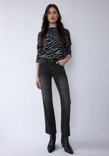 Клешеные брюки