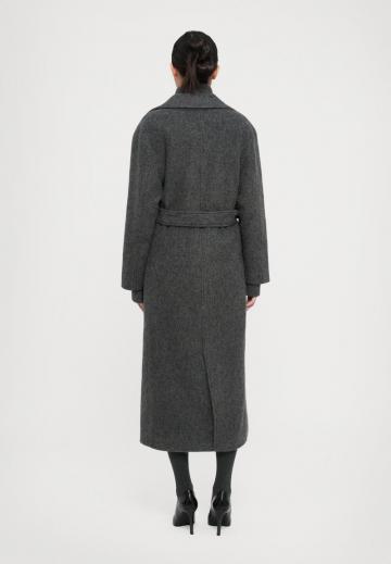 Шерстяное пальто