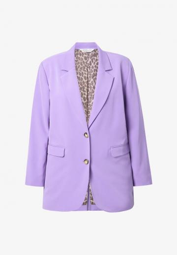 Короткое пальто