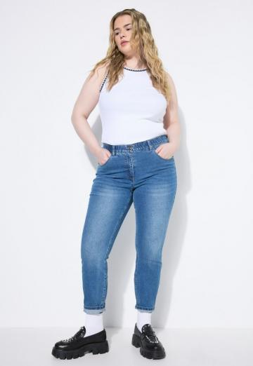 Короткие джинсы