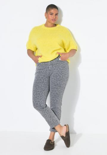 Короткие джинсы