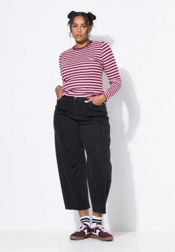 Короткие джинсы