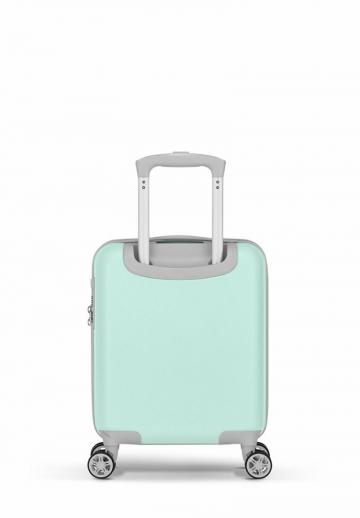 Чемодан на колесах