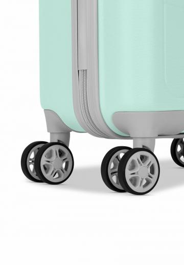 Чемодан на колесах