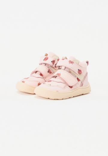 Детская обувь