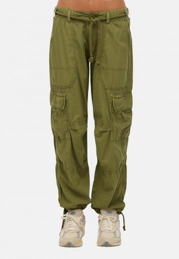 Брюки с накладными карманами