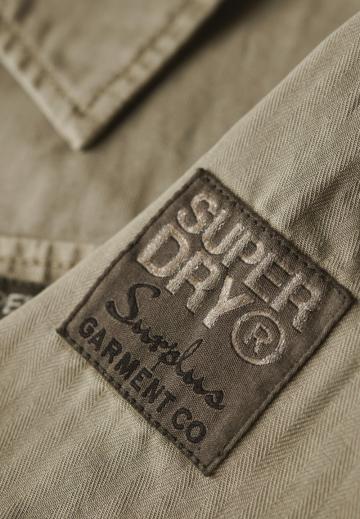 Куртка с накладнымит карманами