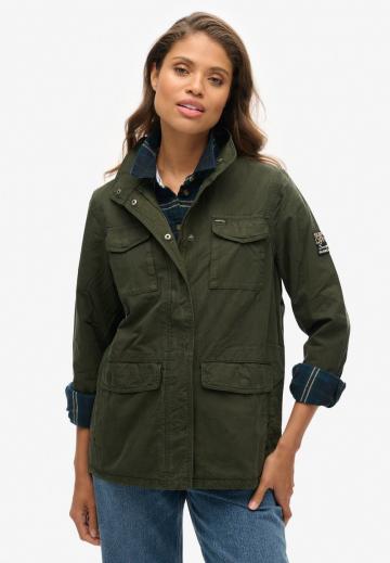 Блейзер с накладными карманами