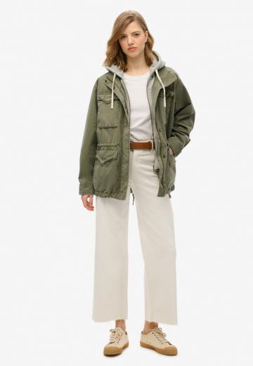 Куртка с накладнымит карманами