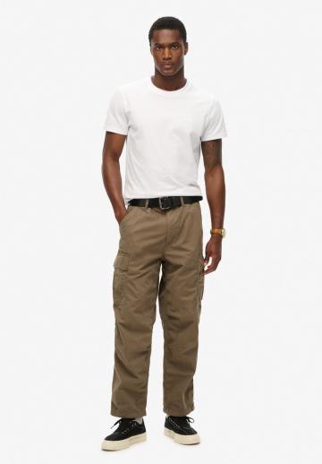 Брюки с накладными карманами