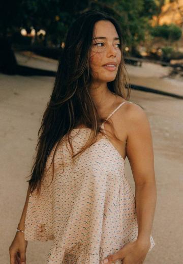 Топ на бретельках