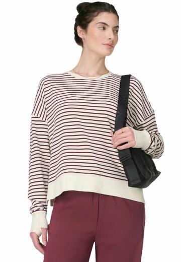 Спортивная толстовка