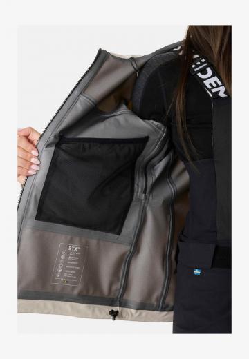 Спортивная куртка