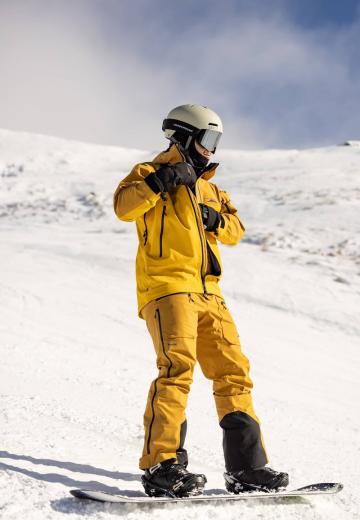 Сноубордическая куртка