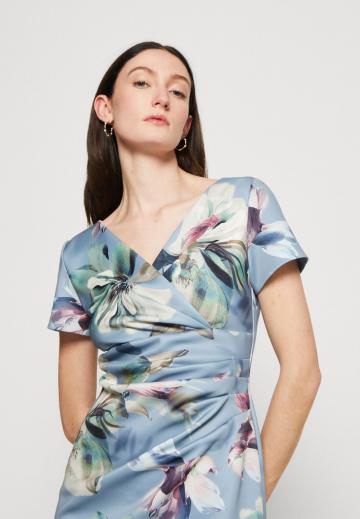 Летнее платье