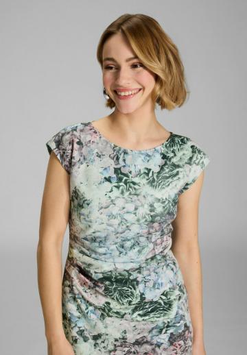 Платье футляр