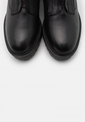 Полусапожки на платформе