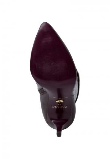 Высокие сапоги