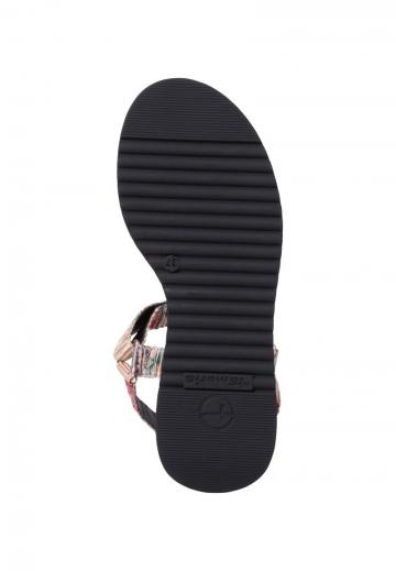 Босоножки на танкетке