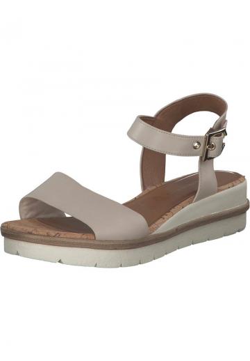 Босоножки на танкетке