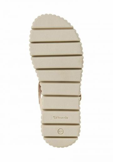 Босоножки на танкетке