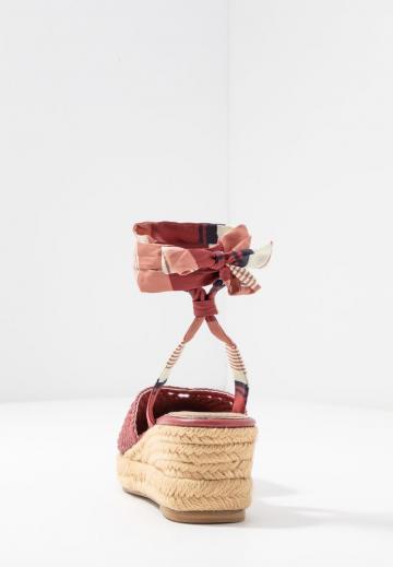 Эспадрильи