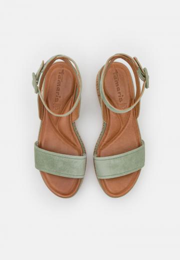 Босоножки на платформе