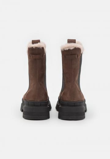 Ботинки челси