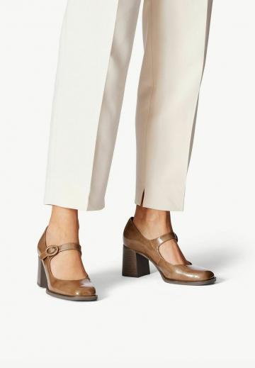 Туфли с ремешком