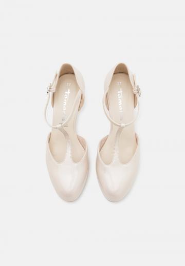 Туфли на высоком каблуке