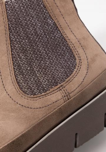 Полусапожки на платформе