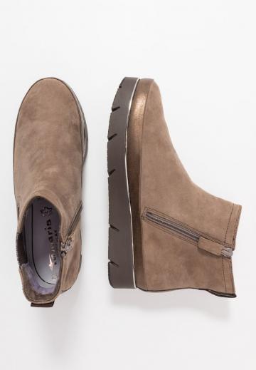 Полусапожки на платформе