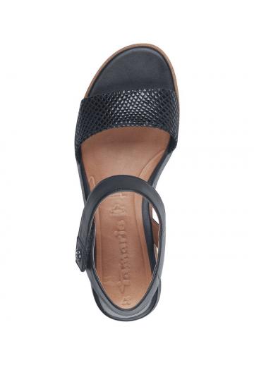 Босоножки на танкетке