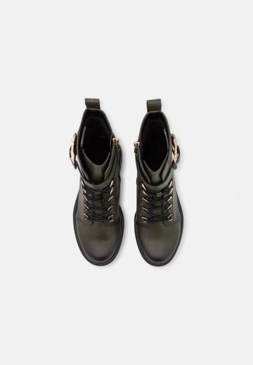 Широкие сапоги