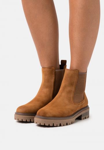 Широкие сапоги