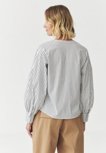 Джинсовая блузка