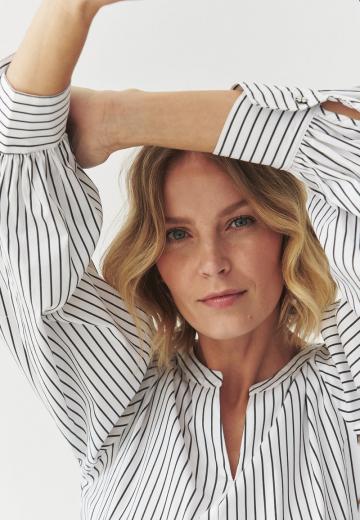 Джинсовая блузка