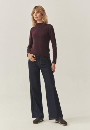 Клешеные джинсы