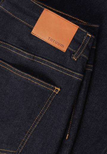 Клешеные джинсы