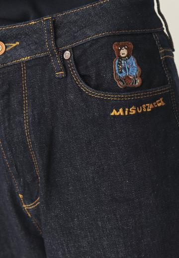 Прямые джинсы