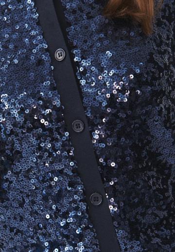 Вязаный жилет