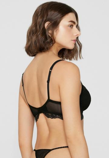 Бюстгальтер на косточках