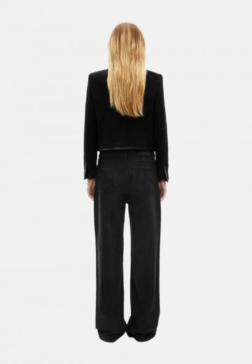 Короткая куртка