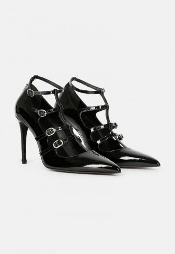 Туфли на высоком каблуке