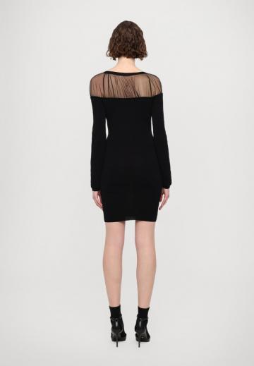 Платье футляр