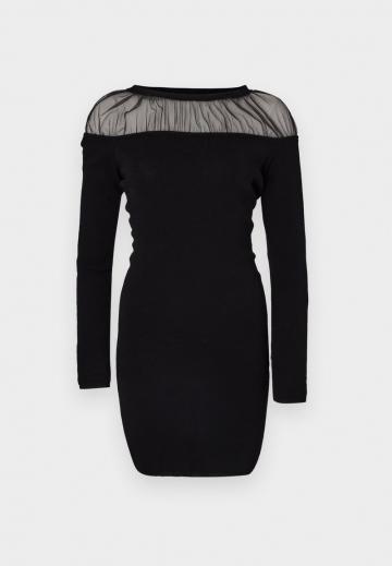 Платье футляр