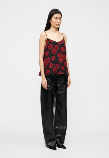 Топ на бретельках