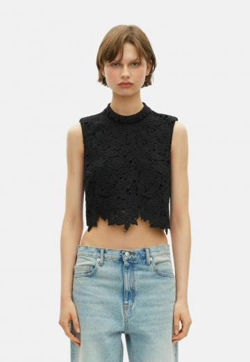 Кружевная блузка